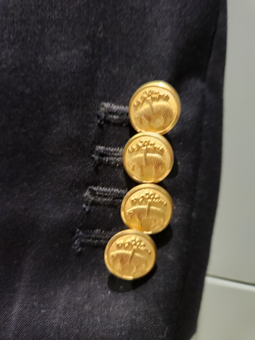 Brooks Brothers "346" Classic Women's Black Blazer with Gold Buttons - Picture 6 of 7